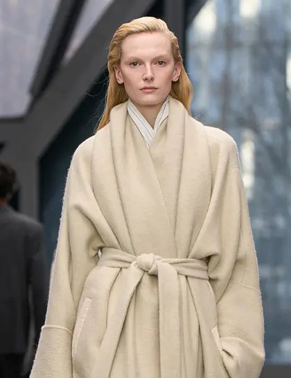 Sandro : Élégance Parisienne et Sophistication Moderne à -20%