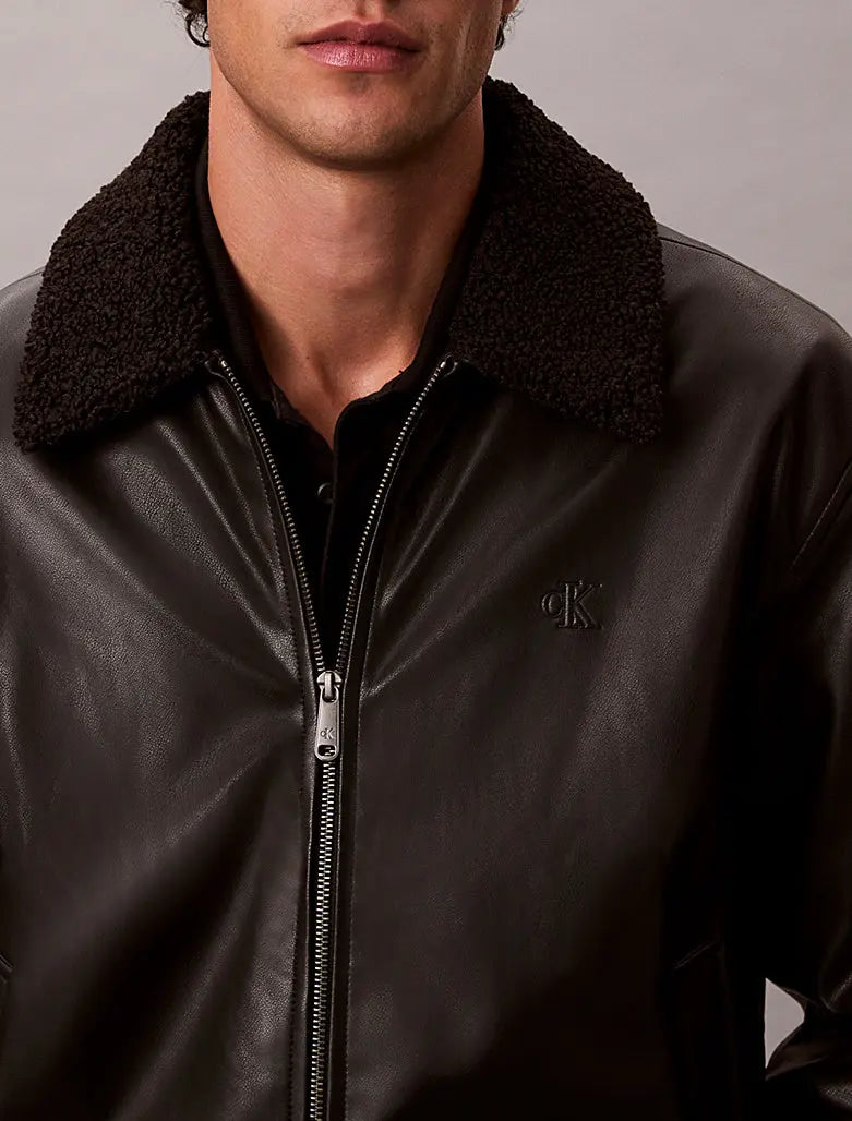 Bomber en similicuir à col en sherpa Calvin Klein