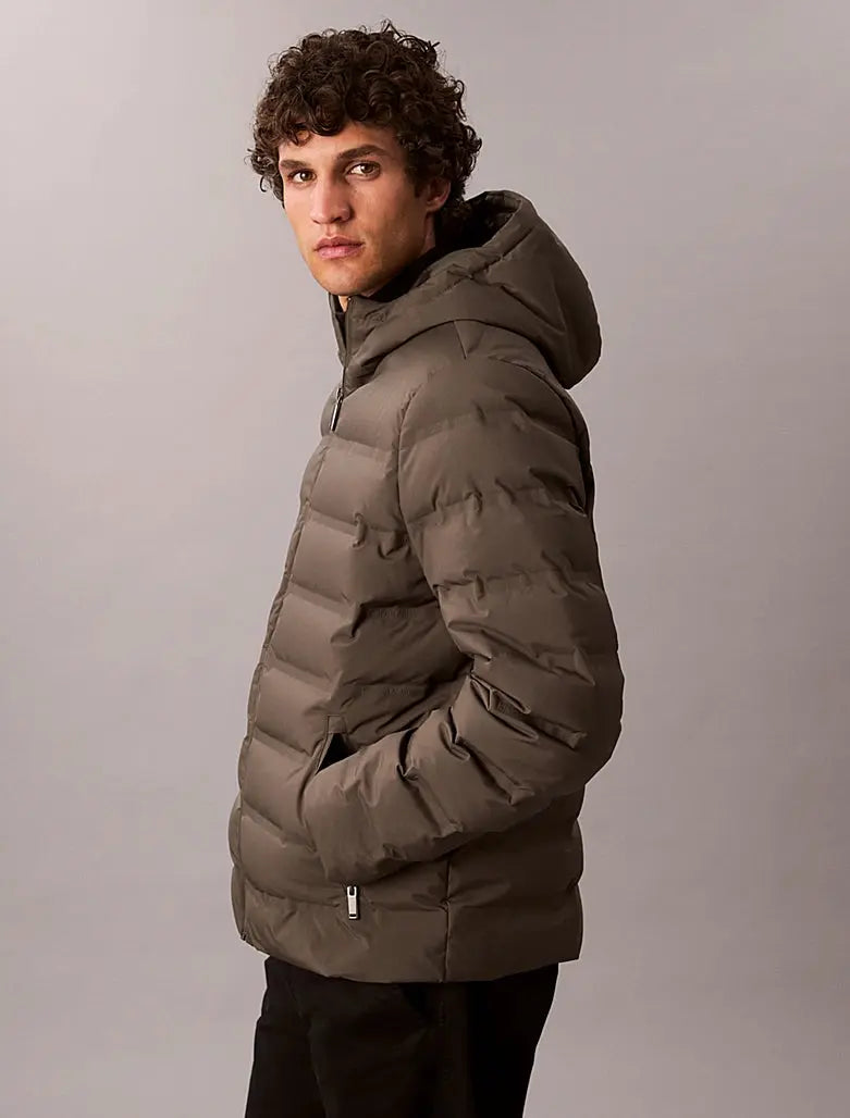 Doudoune matelassée compressible avec logo gaufré Calvin Klein