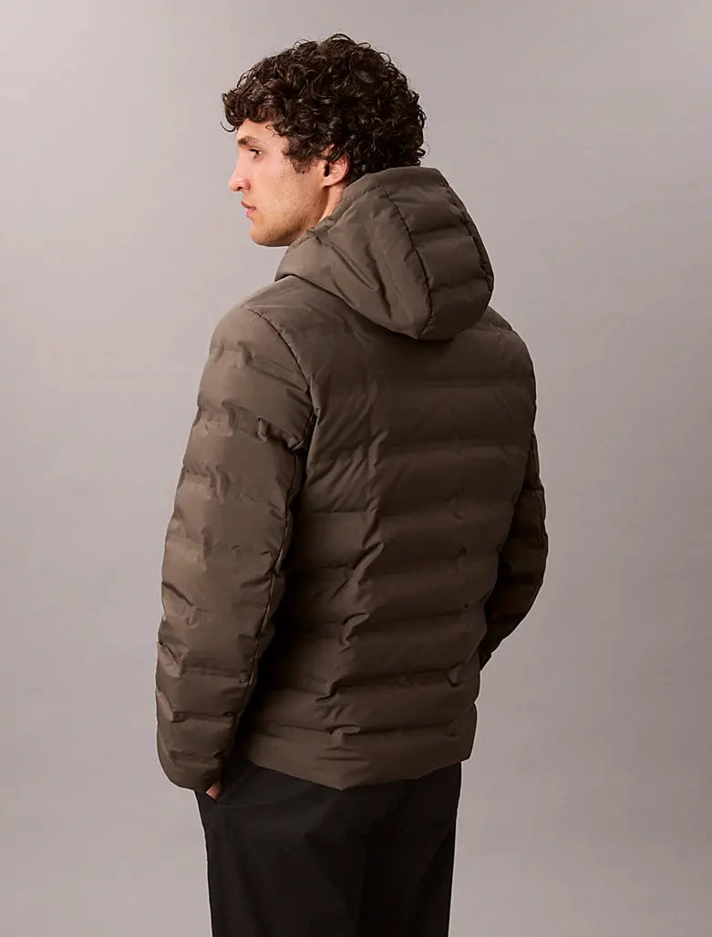 Doudoune matelassée compressible avec logo gaufré Calvin Klein