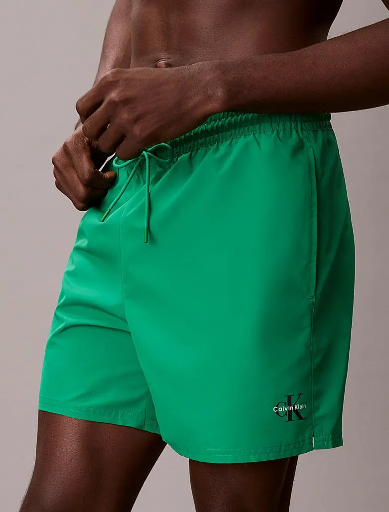 Short de bain mi-long avec cordon de serrage - CK Monogram - CALVERO