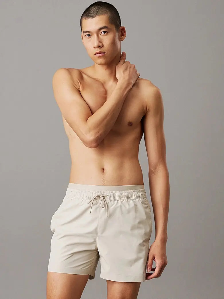 Short de bain court avec double ceinture - CK Meta Legacy - CALVERO