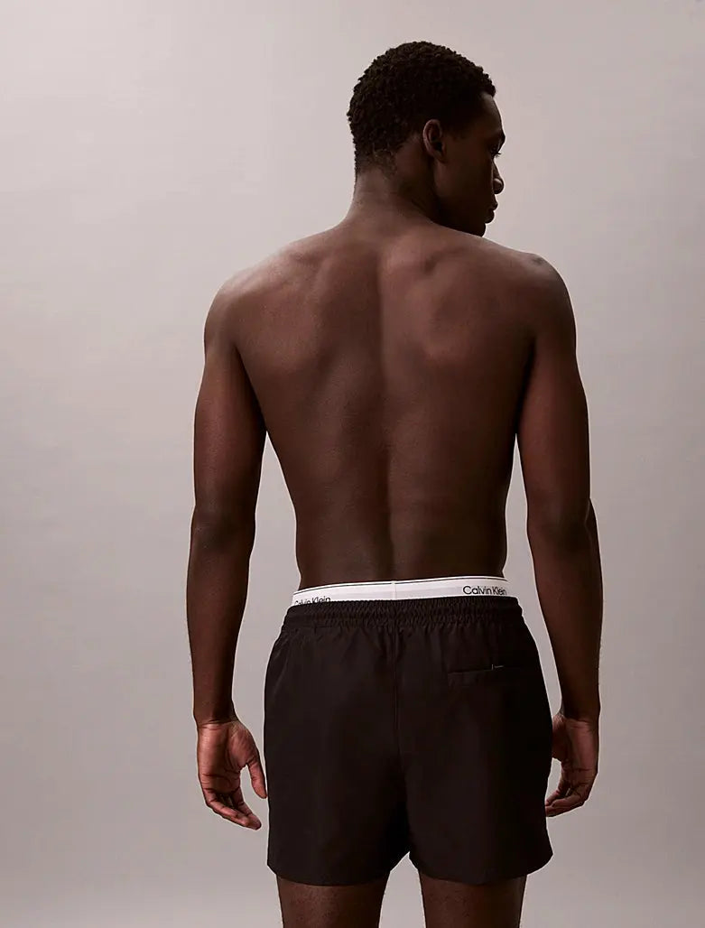 Short de bain courts avec cordon de serrage - CK Essentials - CALVERO