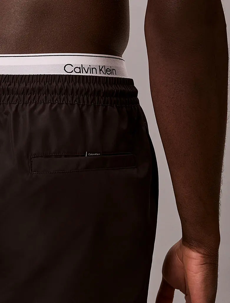 Short de bain courts avec cordon de serrage - CK Essentials - CALVERO