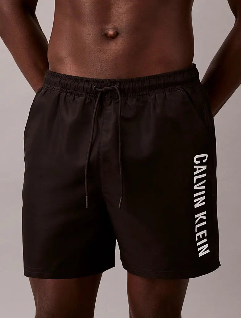 Short de bain mi-long avec cordon de serrage - Intense Power - CALVERO