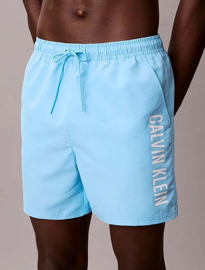 Short de bain mi-long avec cordon de serrage - Intense Power - CALVERO