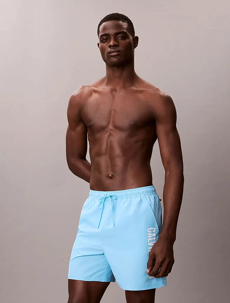 Short de bain mi-long avec cordon de serrage - Intense Power - CALVERO